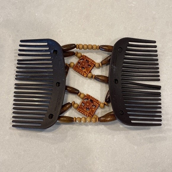 Original Beaded Hair Combs Quality
Stones/Beads Patent & Made In South Africa - Picture 6 of 9